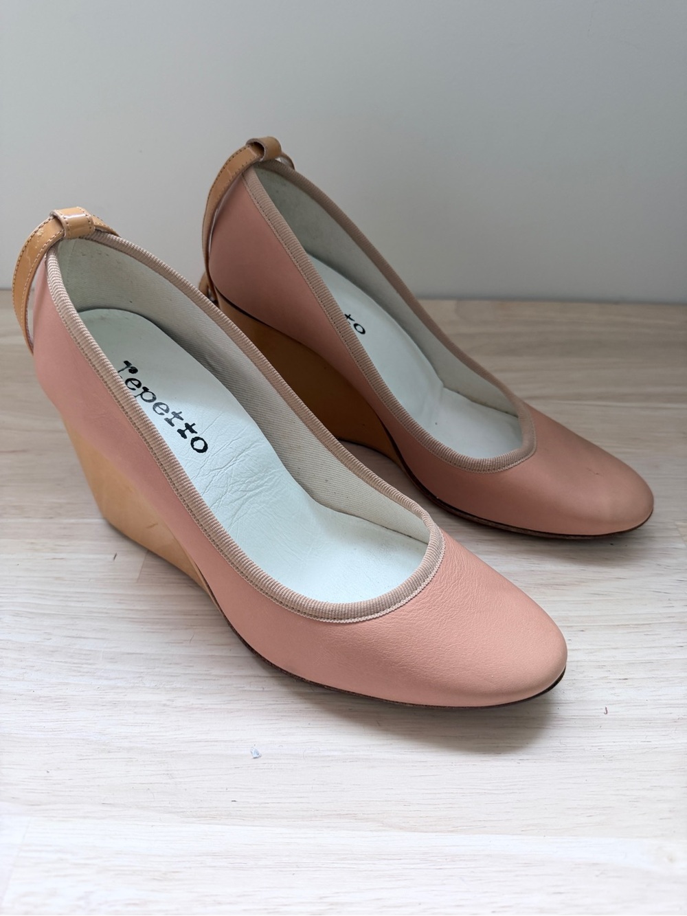Repetto Paris Blush Pink Leather Wedge Ballet Pumps 38.5 | French Girl Chic